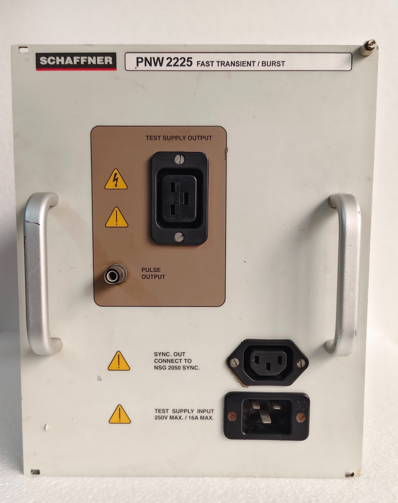 Schaffner pnw2225 / PNW2225 Fast Transient / Burst Pulse Output Module